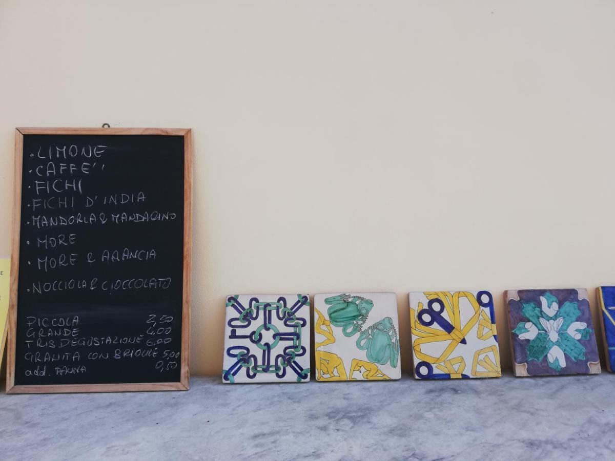 Casa Del Geco Bed & Breakfast Paestum Luaran gambar