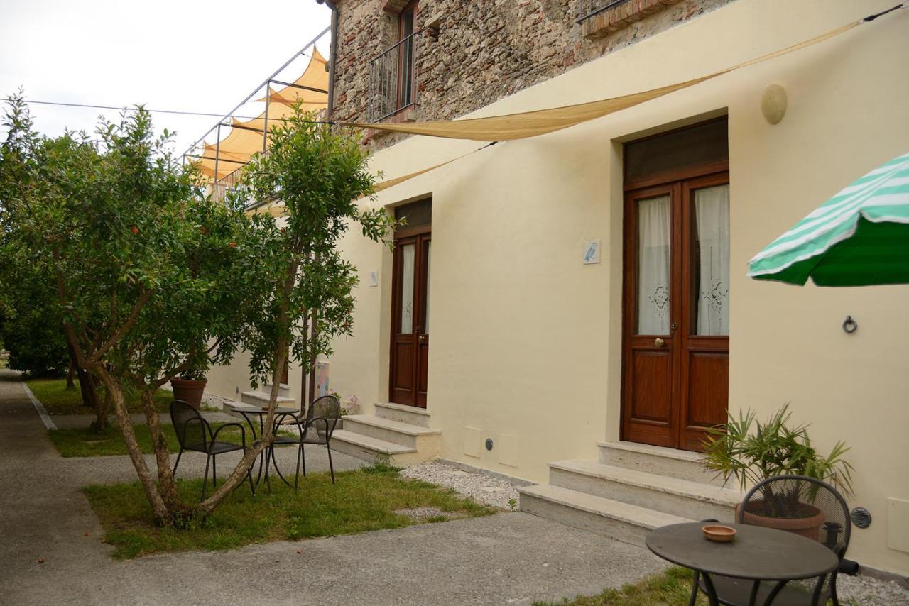 Casa Del Geco Bed & Breakfast Paestum Luaran gambar