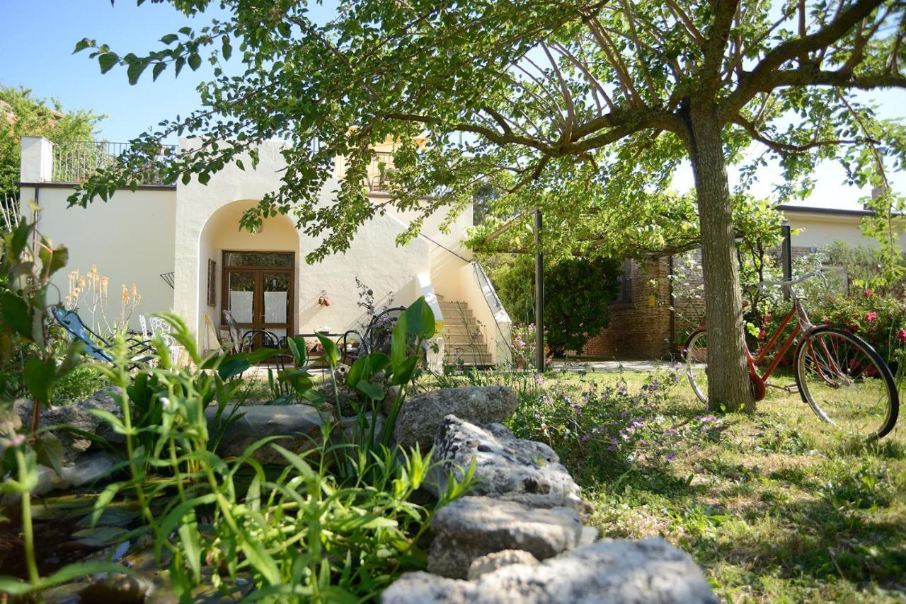 Casa Del Geco Bed & Breakfast Paestum Luaran gambar